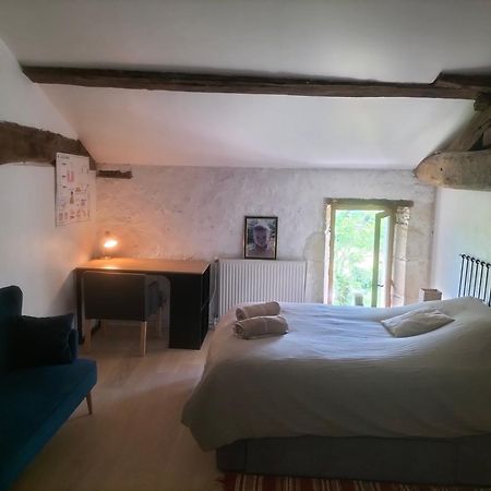 Chambres 2 Personnes Dans Notre Maison Girondine Saint-Martin-de-Lerm Rom bilde