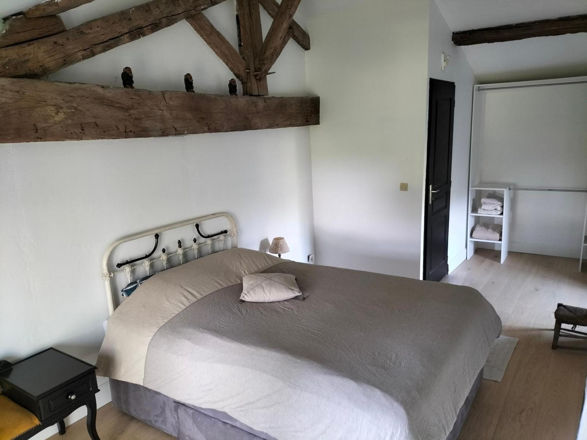 Chambres 2 Personnes Dans Notre Maison Girondine Saint-Martin-de-Lerm Rom bilde