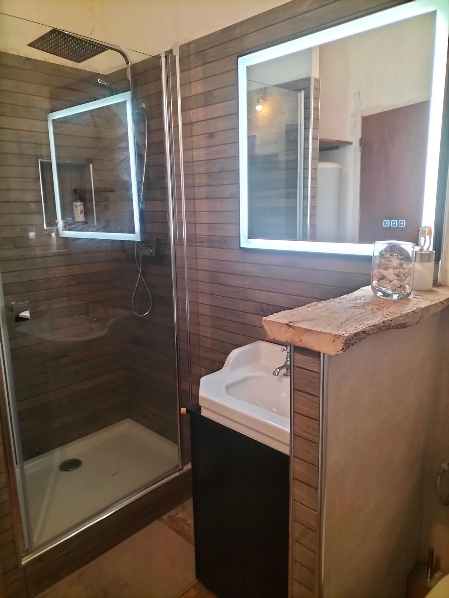 Chambres 2 Personnes Dans Notre Maison Girondine Saint-Martin-de-Lerm Rom bilde