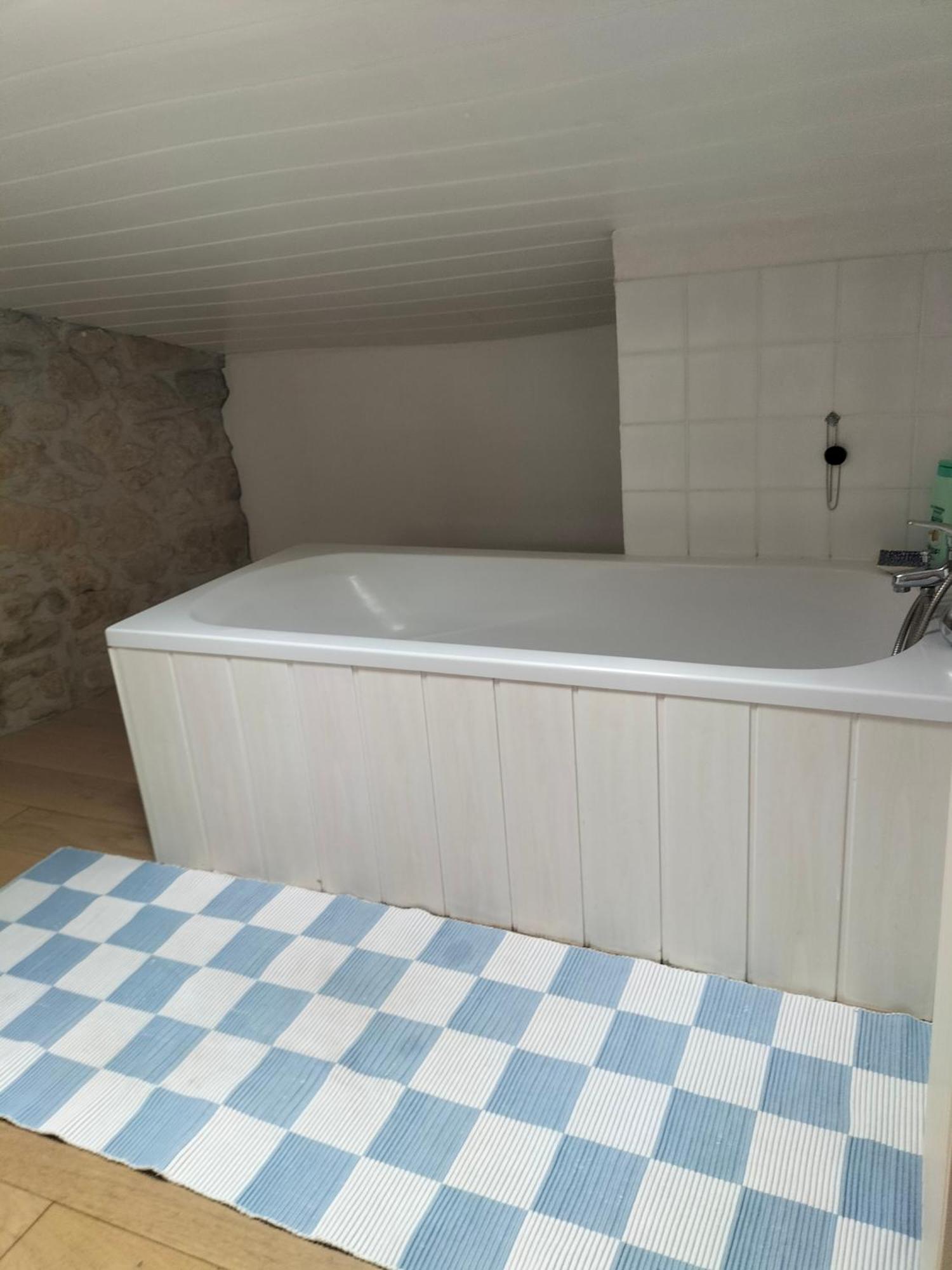 Chambres 2 Personnes Dans Notre Maison Girondine Saint-Martin-de-Lerm Eksteriør bilde